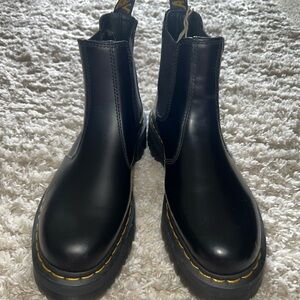 2976 SMOOTH LEATHER PLATFORM CHELSEA BOOTS